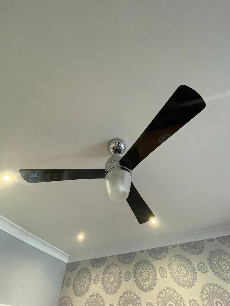 Ceiling fan with light and remote | in 